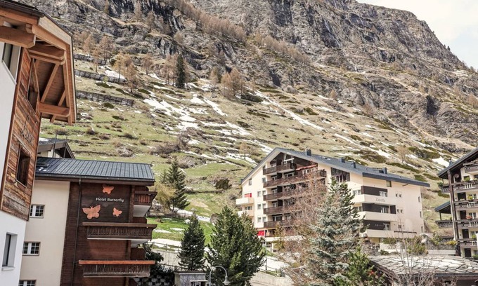 Zermatt City Centre Apartment | 25 m² Apartment ∙ 1 bedroom ∙ 2 guests