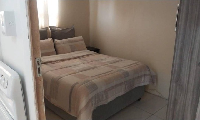 Newcastle Apartment | 40 m² Apartment ∙ 1 bedroom ∙ 2 guests