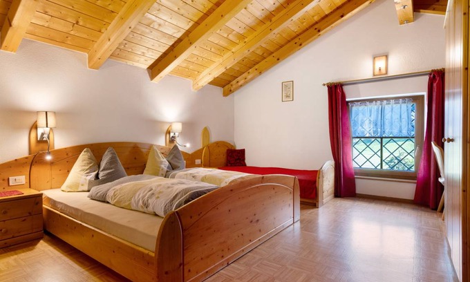 Kastelruth Apartment | 45 m² Apartment ∙ 2 bedrooms ∙ 5 guests