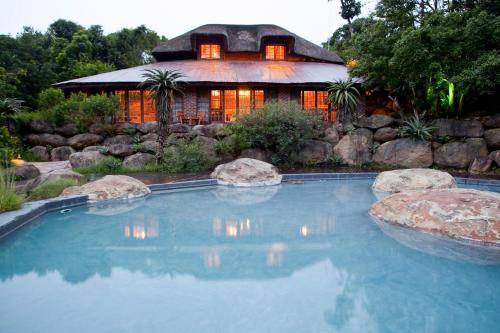 Mid Illovo Cabin | 46 m² Lodge ∙ 4 guests