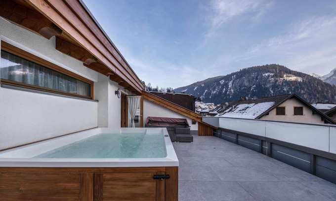 Predazzo Apartment | 50 m² Apartment ∙ 2 bedrooms ∙ 5 guests