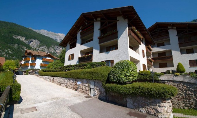 Molveno Apartment | 50 m² Serviced apartment ∙ 5 guests