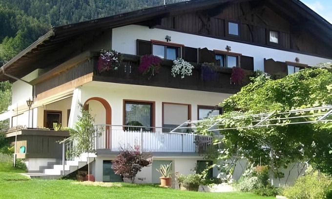 Vollan Apartment | 51 m² Apartment ∙ 5 guests