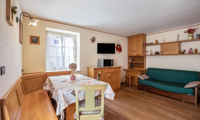 Varena Apartment | 52 m² Apartment ∙ 2 bedrooms ∙ 4 guests