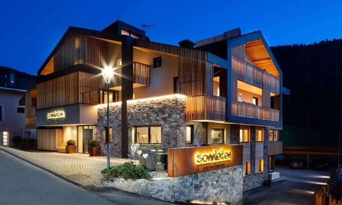 Collepietra Boat Rental | 6 Holiday Apartment Sonnenparadies