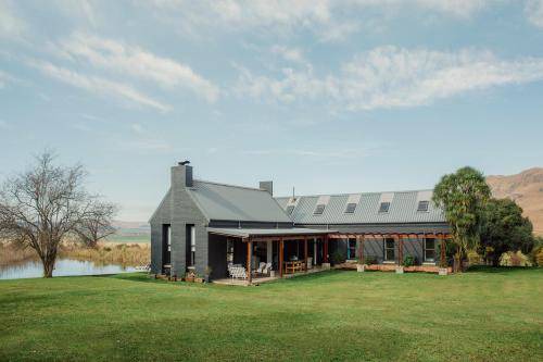 Karkloof Nature Reserve Villa | 600 m² Villa ∙ 4 bedrooms ∙ 8 guests