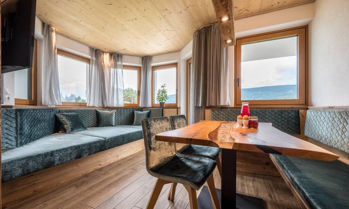 Terento Apartment | 67 m² Apartment ∙ 2 bedrooms ∙ 4 guests
