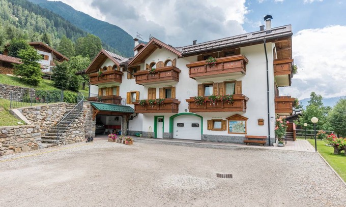 Cogolo Apartment | 70 m² Apartment ∙ 2 bedrooms ∙ 4 guests