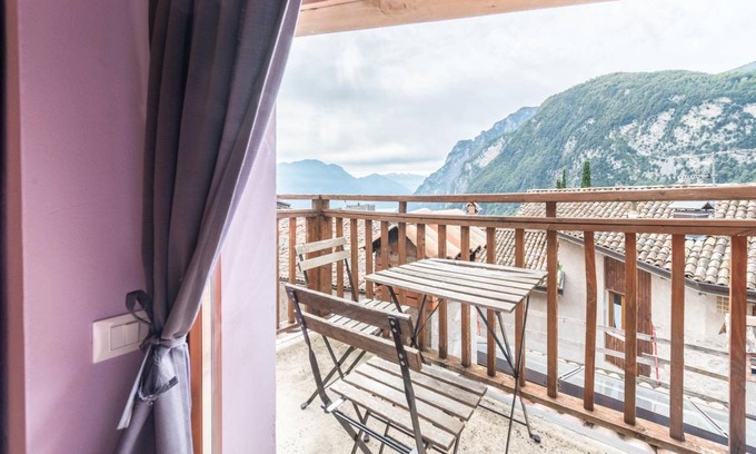 Canale di Tenno Apartment | 70 m² Apartment ∙ 2 bedrooms ∙ 5 guests