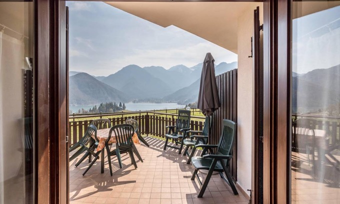 Mezzolago Apartment | 70 m² Apartment ∙ 2 bedrooms ∙ 5 guests
