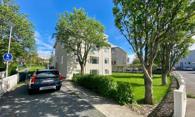 Vesturbær Apartment | 74 m² Apartment ∙ 2 bedrooms ∙ 5 guests