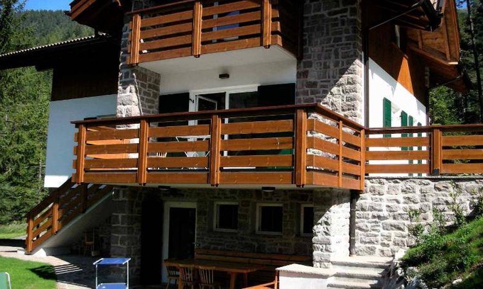 Stava Ski Chalet | 75 m² Chalet ∙ 2 bedrooms ∙ 6 guests