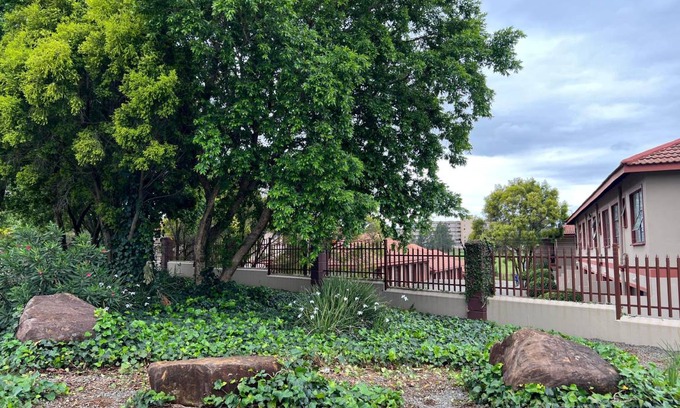 Newcastle Apartment | 780 m² Apartment ∙ 2 bedrooms ∙ 4 guests