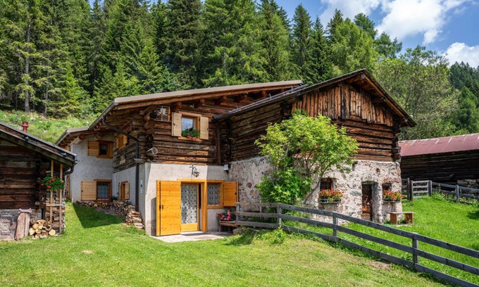 Palu del Fersina Ski Chalet | 85 m² Chalet ∙ 3 bedrooms ∙ 6 guests