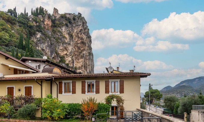 Arco Apartment | 90 m² Apartment ∙ 1 bedroom ∙ 6 guests