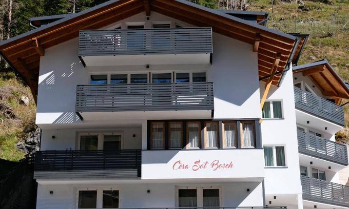 Penia Apartment | 90 m² Apartment ∙ 3 bedrooms ∙ 8 guests