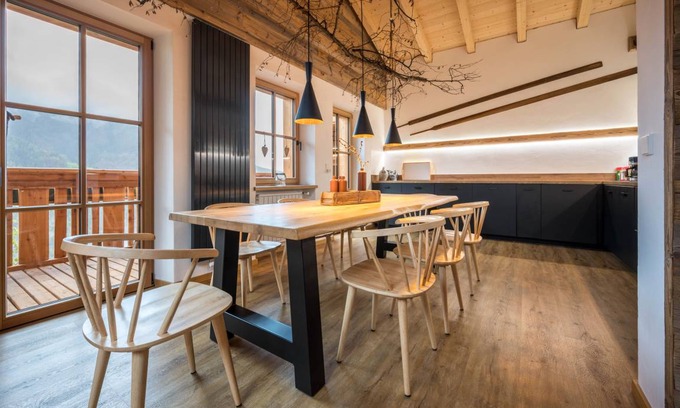 Funes Apartment | 98 m² Apartment ∙ 3 bedrooms ∙ 8 guests