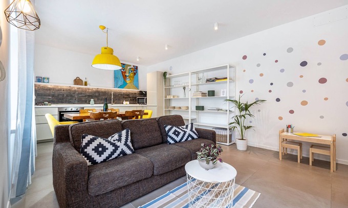 Rovereto Apartment | Apartment 'Casa Sul Leno' with Mountain View and Wi-Fi