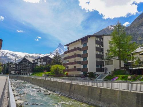 Zermatt Apartment | Apartment Matten - Utoring-18 by Interhome