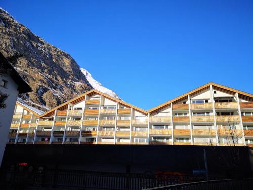 Zermatt City Centre Apartment | Apartment Viktoria