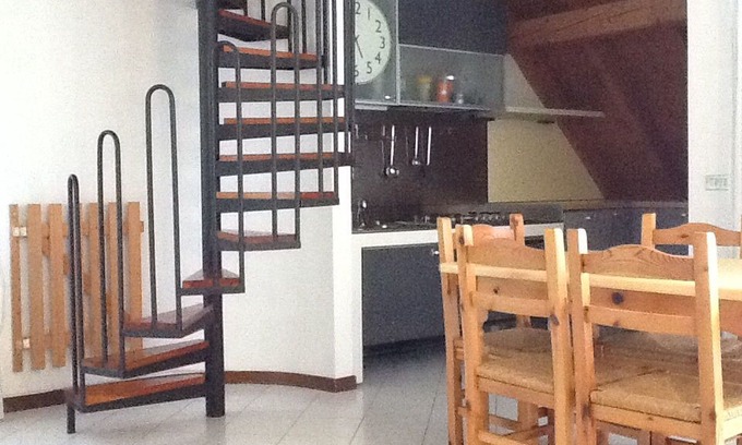 Ponte Arche Apartment | Double-room apartment, with balcony and free Wi-fi, parking available on site