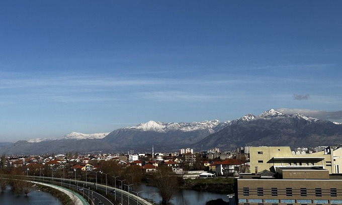 Shkoder Apartment | Entire apartment near lake and castle - couple/family friendly