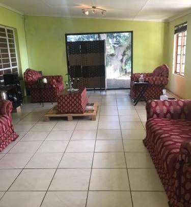 Pietermaritzburg House | Farmhouse ∙ 1 bedroom ∙ 6 guests