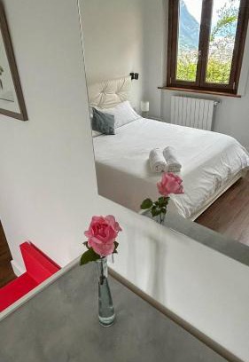 Cologna Apartment | Garda View Apartment