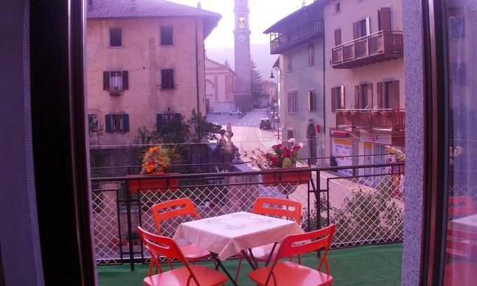 Tiarno di Sotto Apartment | Holiday apartment Tiarno di Sotto for 1 - 4 persons with 2 bedrooms - Holiday apartment