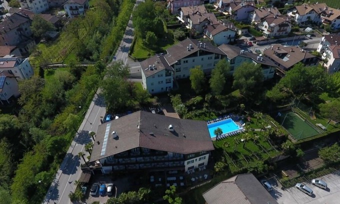Tramin Hotel | Hotel Pension Rechtenthal