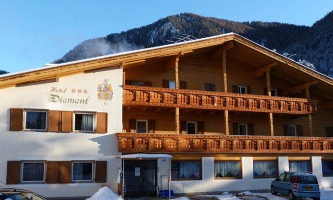 San Martino in Badia Hotel | Hotel ∙ 1 guest