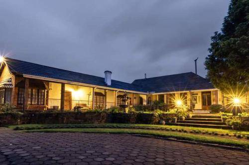 Richmond Hotel | Hotel ∙ 4 guests
