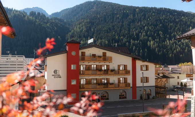Pellizzano Hotel | Hotel Cova