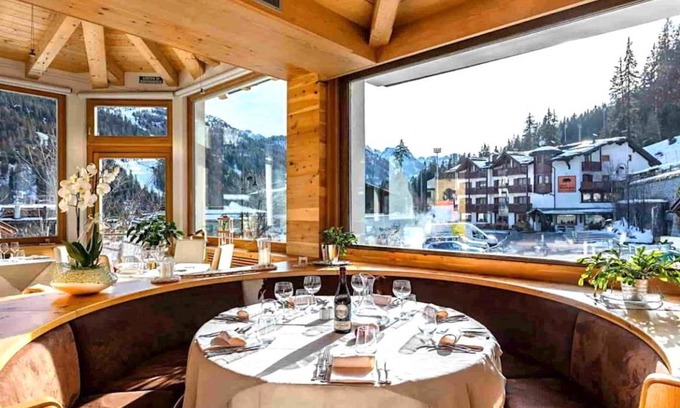 Madonna di Campiglio Hotel | Hotel ∙ 3 guests