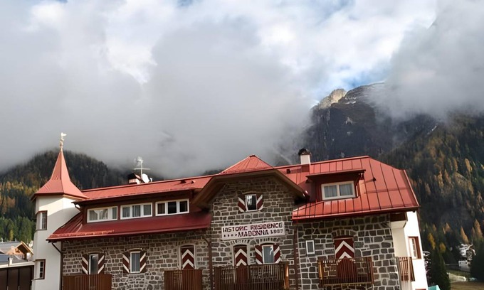 San Martino di Castrozza Apartment | 70 m² Serviced apartment ∙ 2 bedrooms ∙ 4 guests
