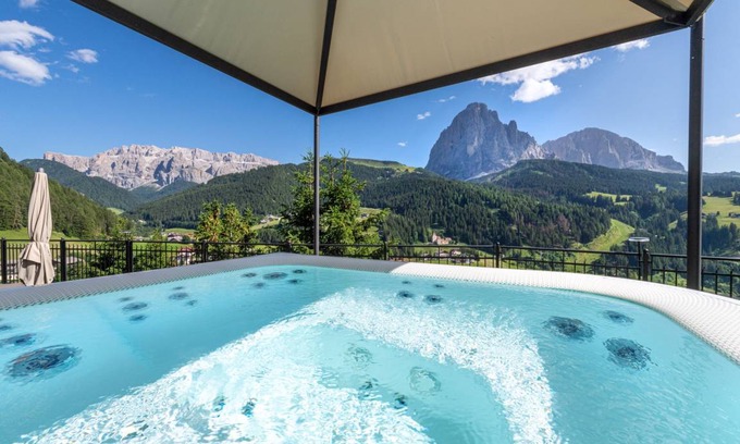 Santa Cristina Val Gardena Apartment | 67 m² Apartment ∙ 2 bedrooms ∙ 5 guests