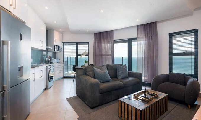Umhlanga Apartment | Lux Oceans 2 Bedroom Apartment in Umhlanga