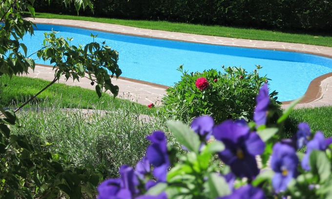 Postal Apartment | Sonnige Urlaubstage mit Pool bei Meran