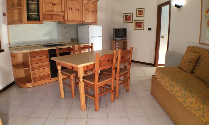 Ponte Arche Apartment | Three-room apartment, with balcony and free Wi-fi, parking available on site