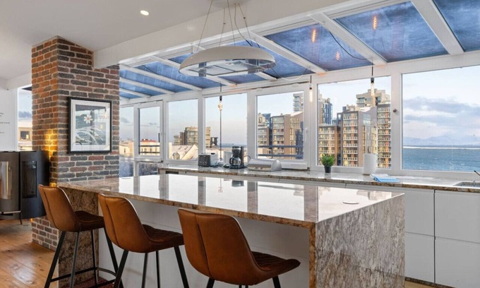 Hliðar Apartment | Two Penthouse Apartments on Same Floor