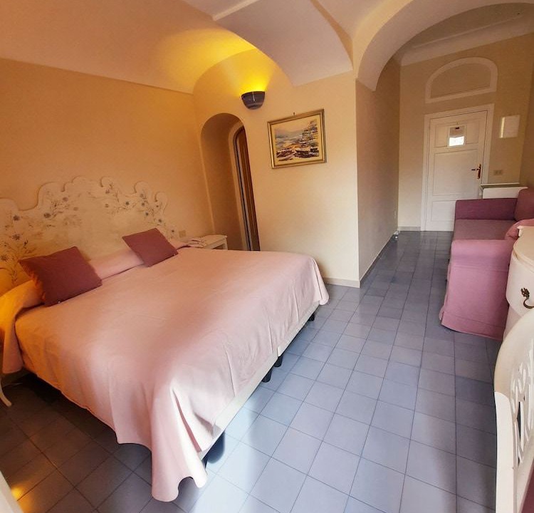 Photo of Bedroom in Positano City Centre