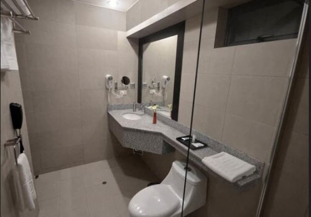 Photo of Bathroom in Victor Larco Herrera