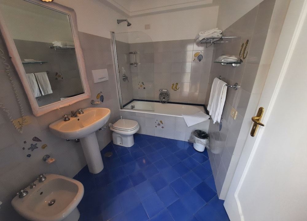 Photo of Bathroom in Positano City Centre