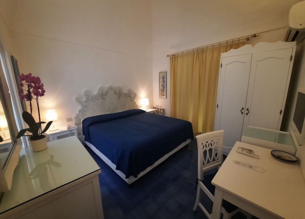 Photo of Bedroom in Positano City Centre