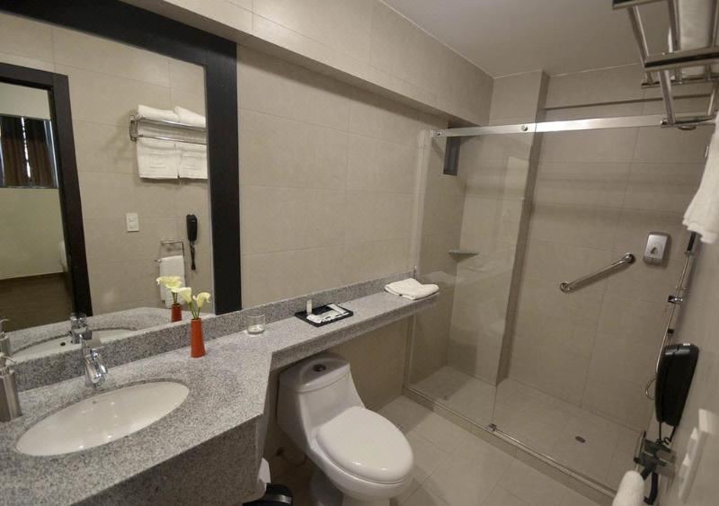 Photo of Bathroom in Victor Larco Herrera