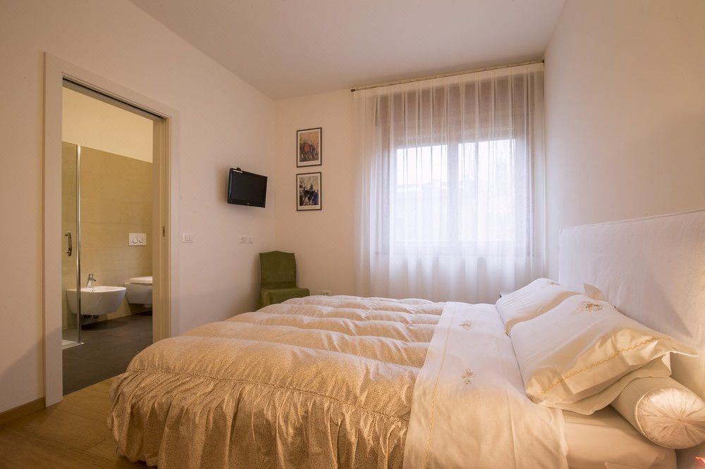 Photo of Bedroom in Faver