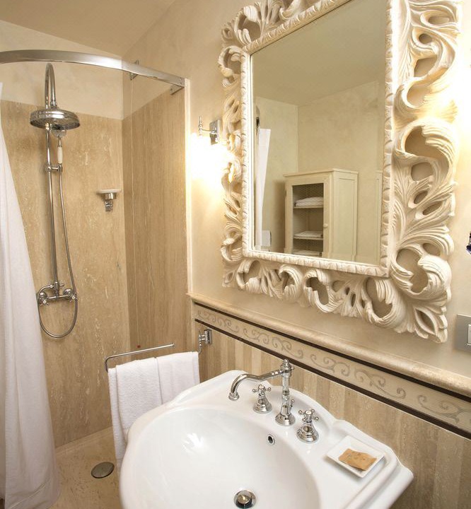 Photo of Bathroom in Isera