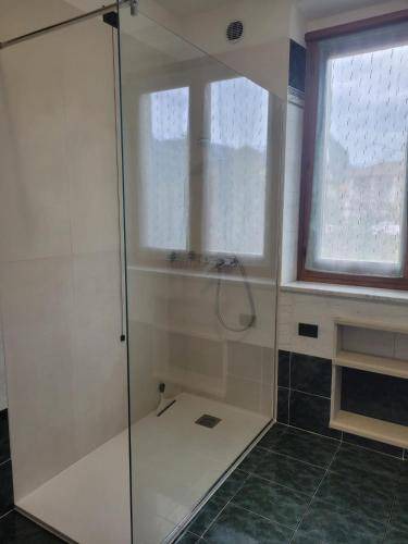 Photo of Bathroom in Dro