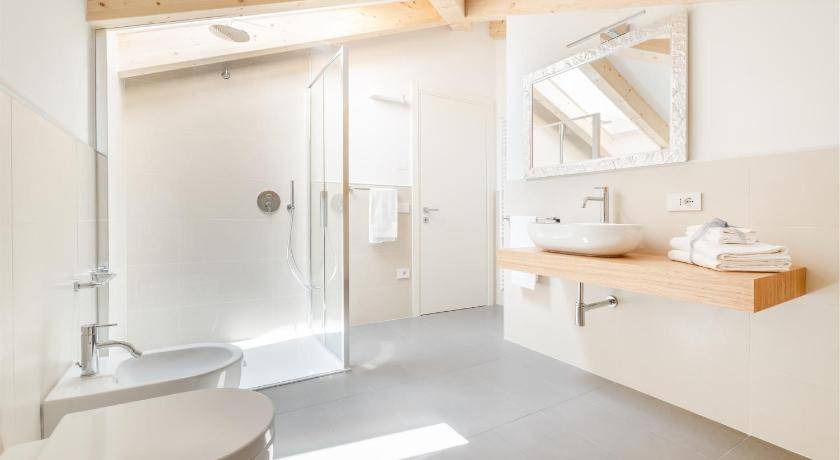 Photo of Bathroom in Ville del Monte