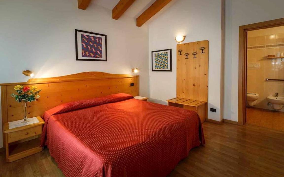Photo of Bedroom in Giustino